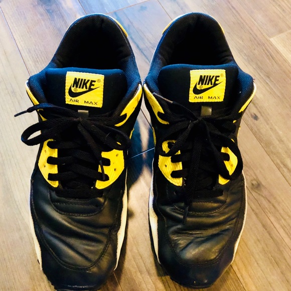 EXCLUSIVE AIR MAX 90 - GLOW IN THE DARK!!! - Picture 6 of 6